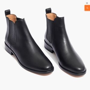 Madewell Black Leather Chelsea Boots Size 9